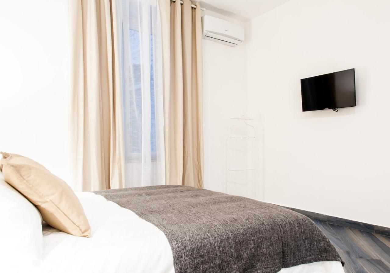 Demi Guest house Naples